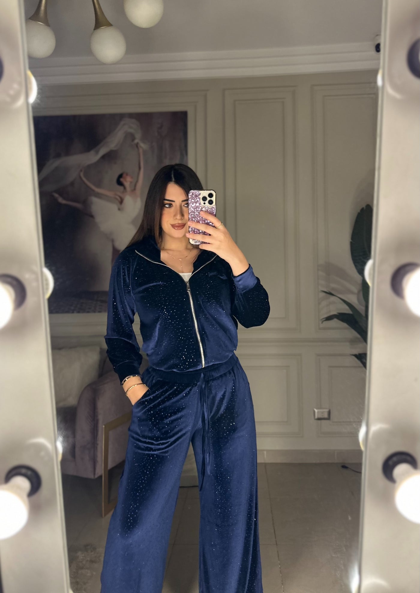 Give ME Diamonds Velvet Jogger Set - Midnight Blue