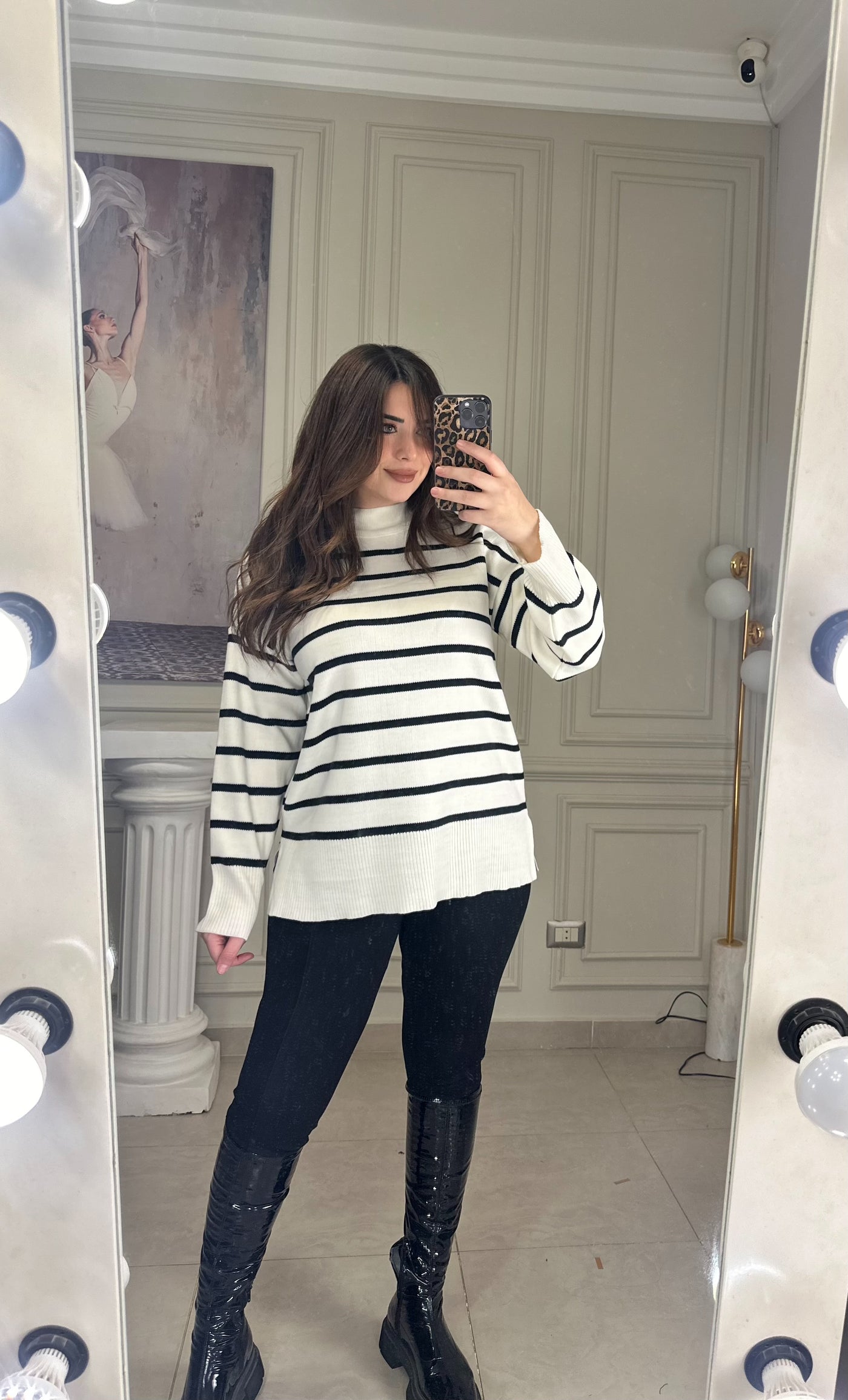 Pinterest Babe Stripped Oversized Pullover - Off White